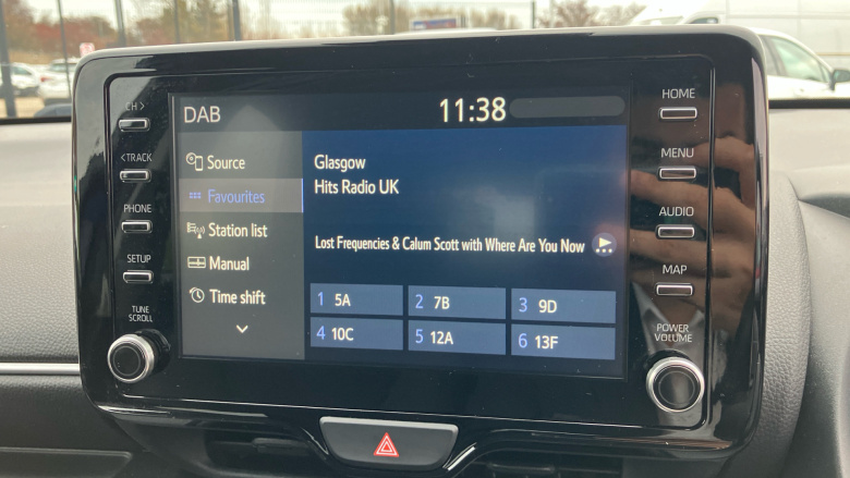 Toyota Yaris 1.5 Hybrid Design 5dr CVT Hybrid Hatchback